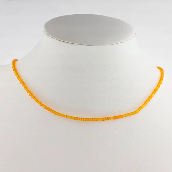 Collar mostacilla