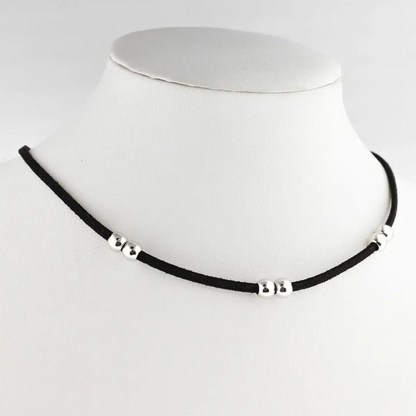 Choker gamuza