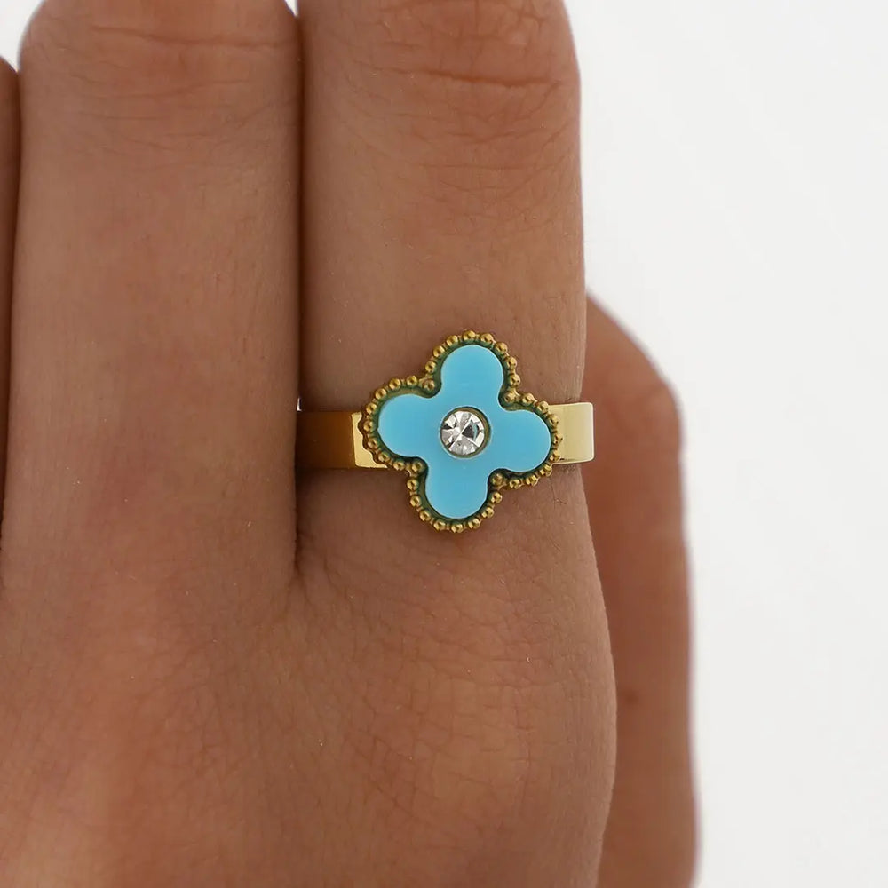 Anillo trebol acero dorado