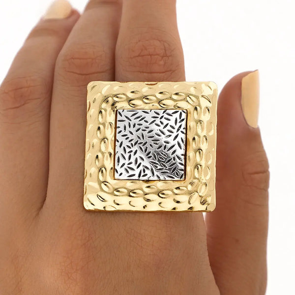 Anillo dorado bijou