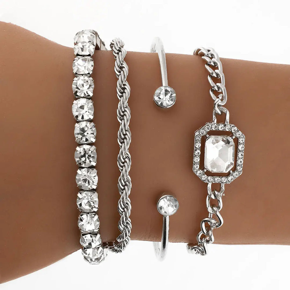 Set plateado bijou 4 pulseras