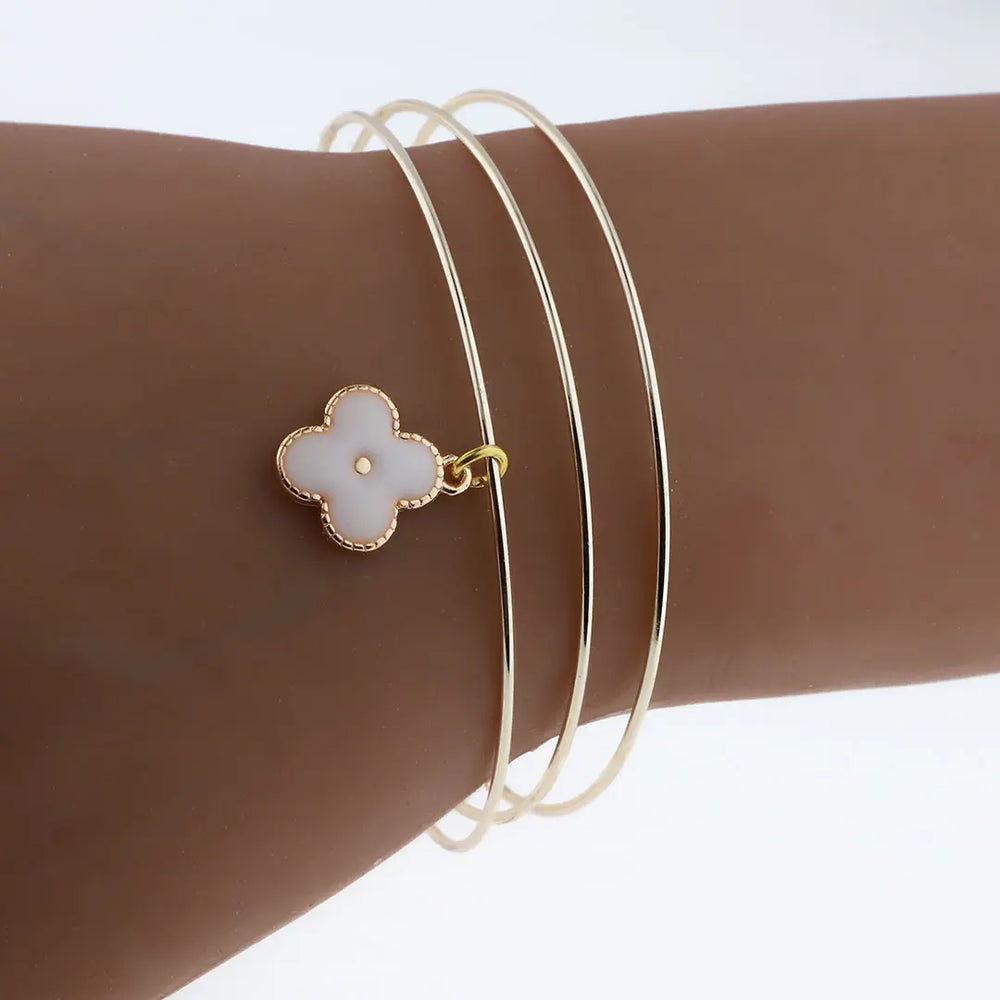 Pulsera trebol acero dorado
