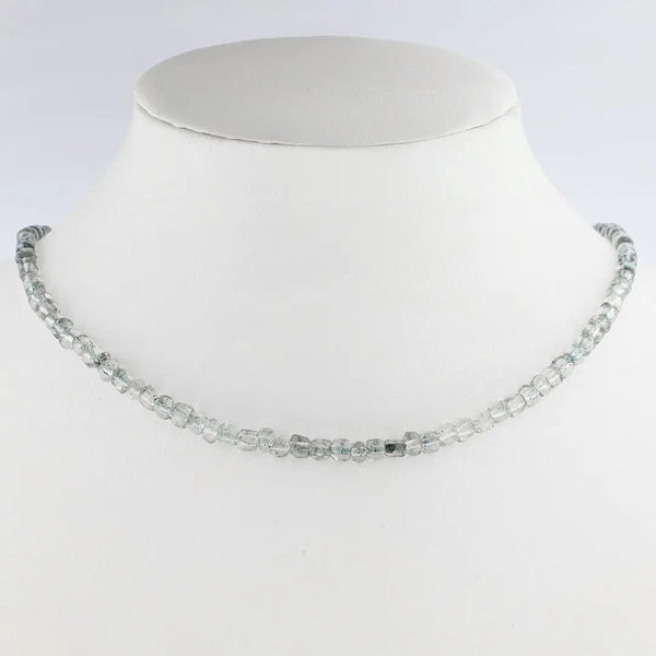 Collar mostacilla