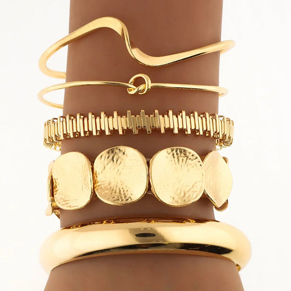 Set dorado bijou 5 pulseras