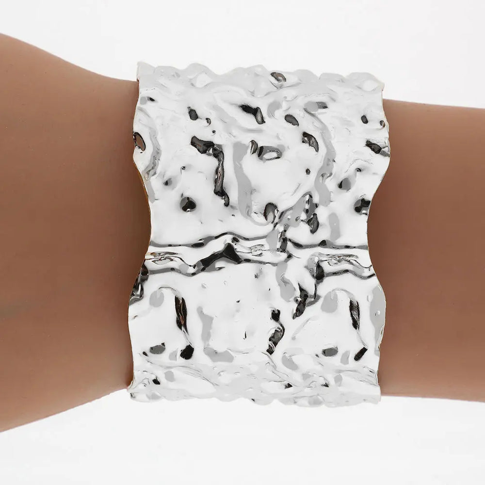 Brazalete bijou plateado