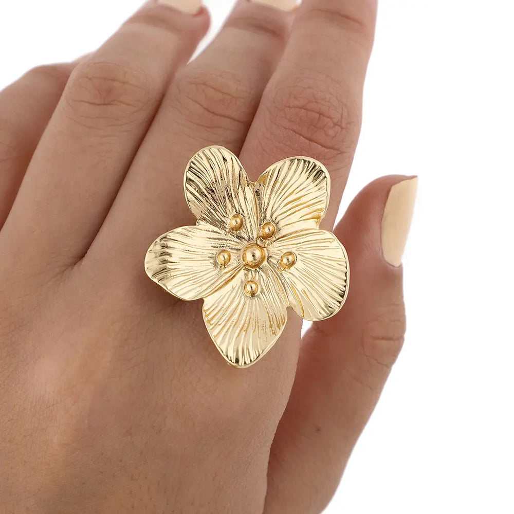 Anillo dorado bijou