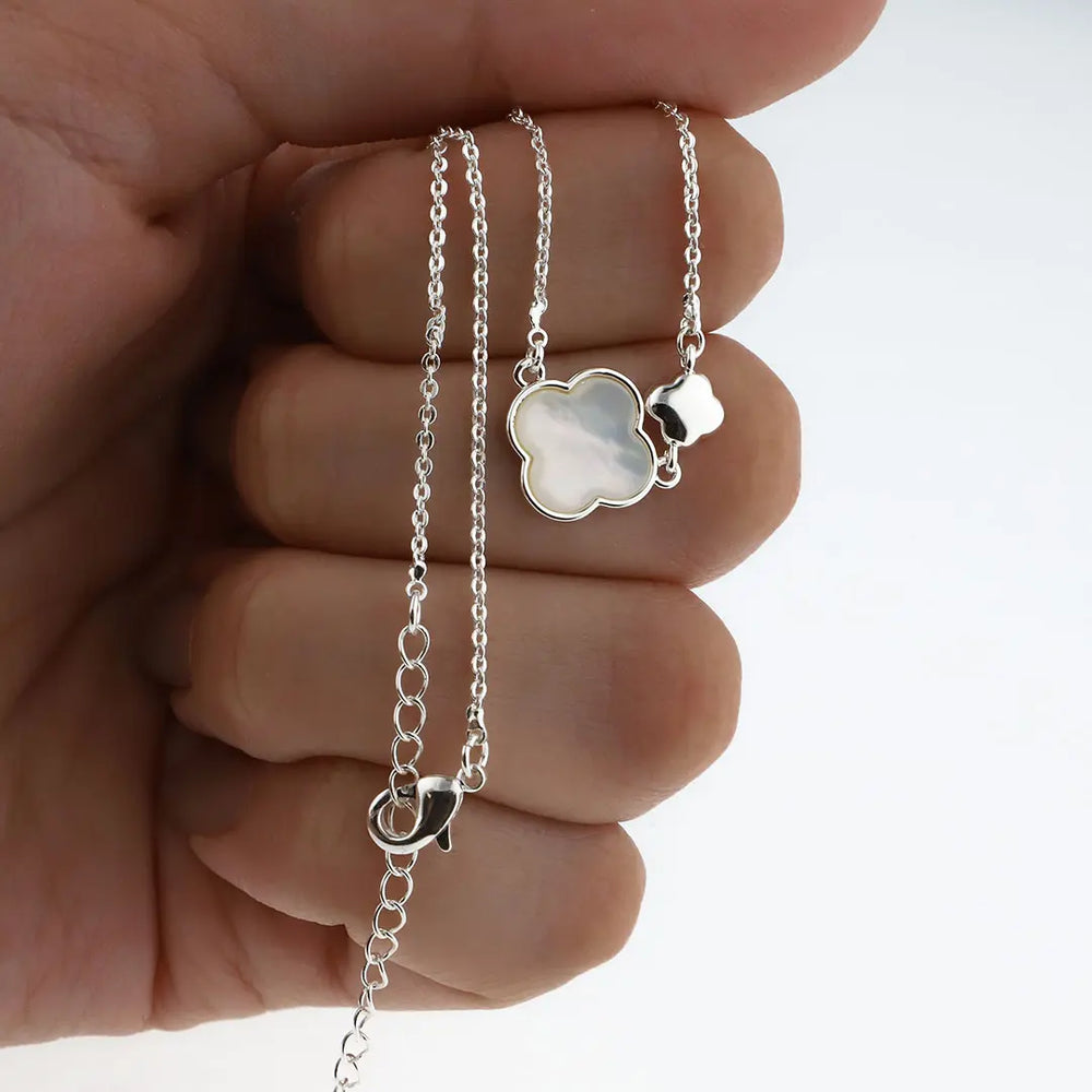 Colgante trebol acero blanco